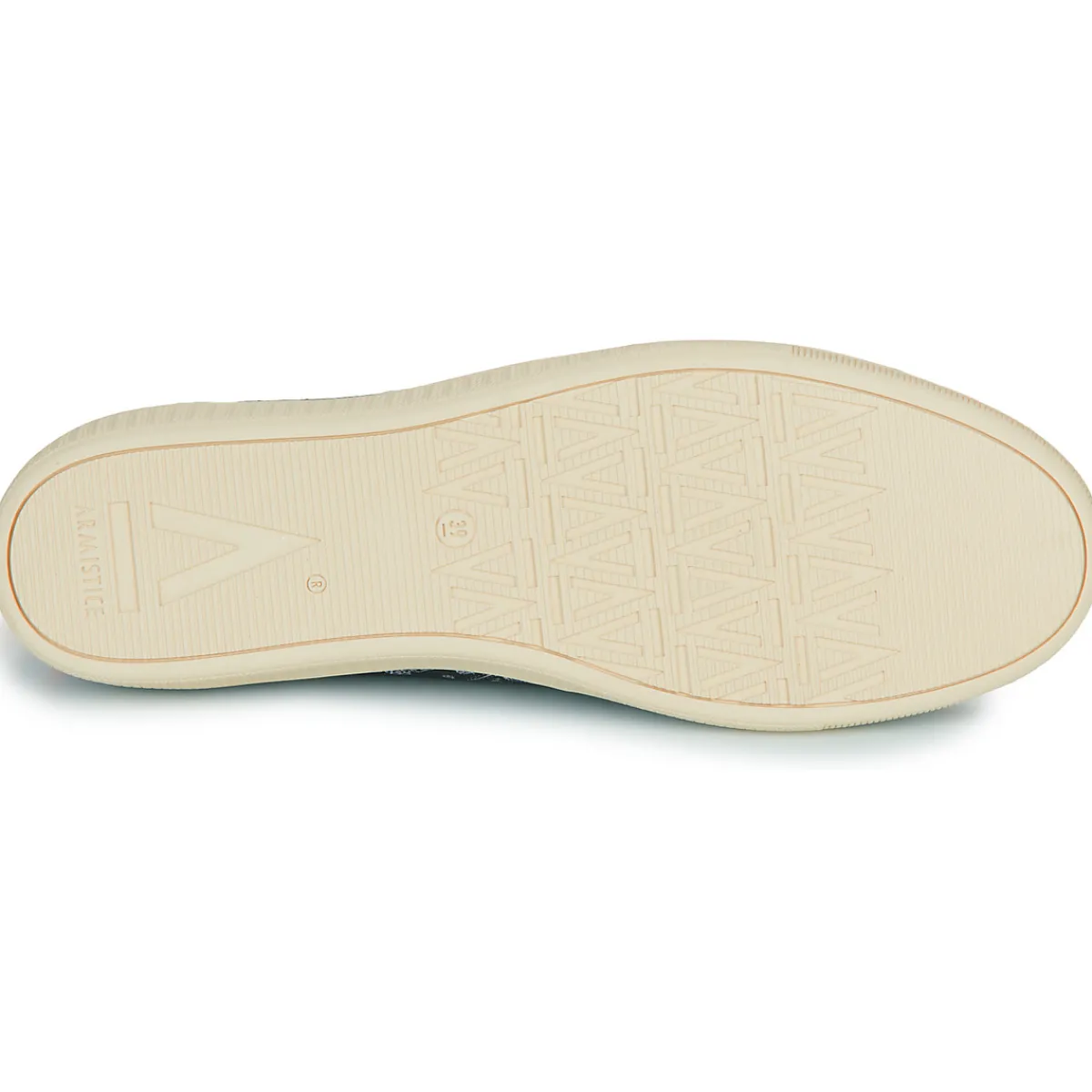 Baskets Mode^Armistice - STONE ONE