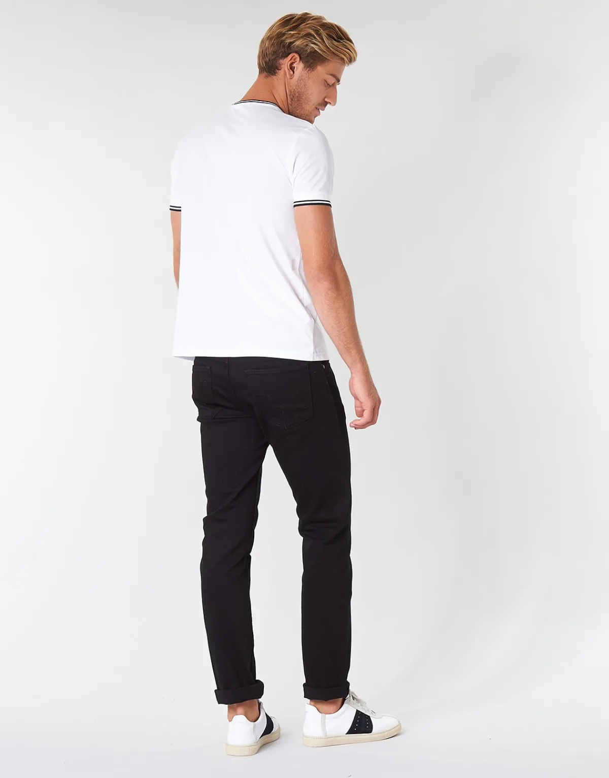 T-shirts & Polos^Fred Perry - TWIN TIPPED T-SHIRT Blanc