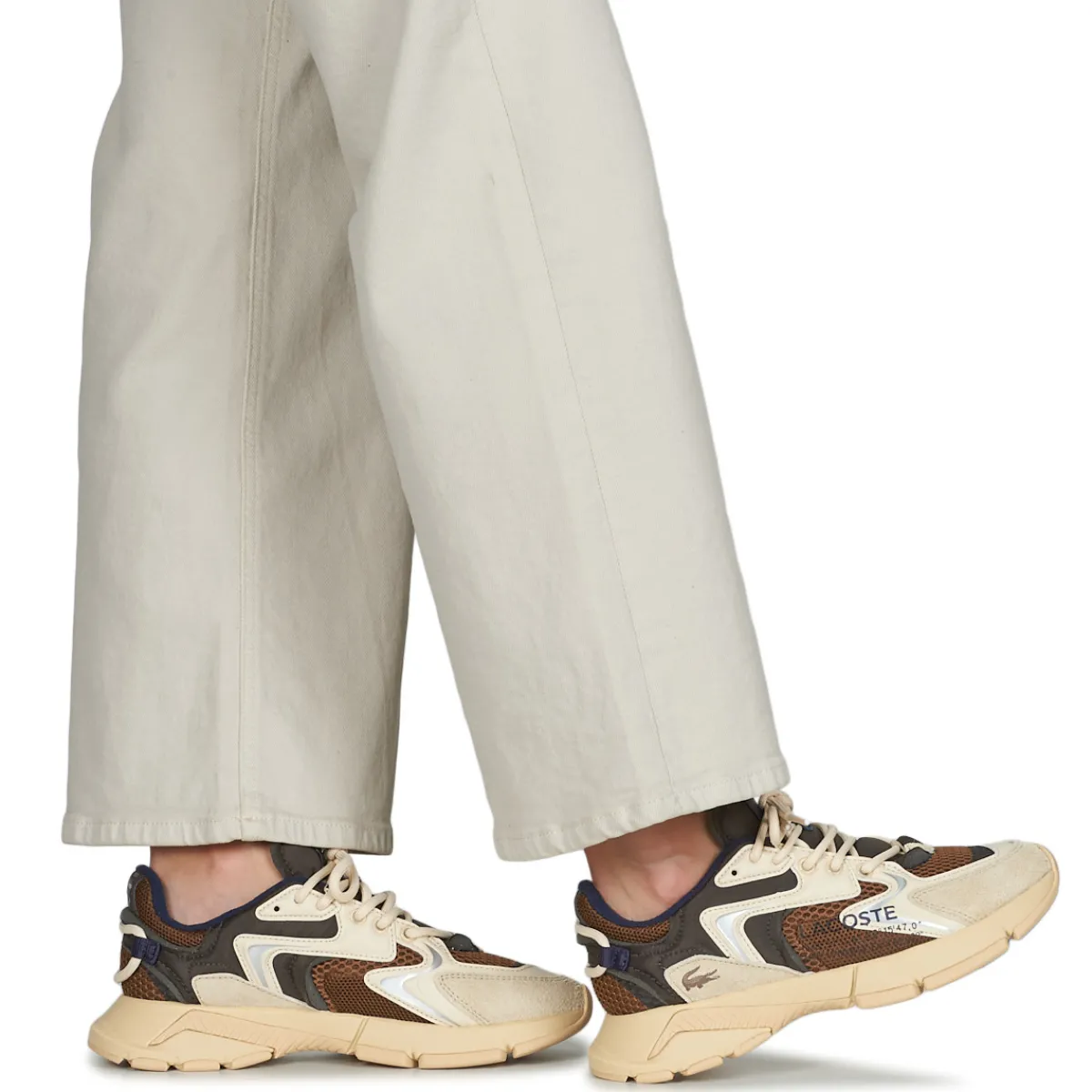 Baskets Mode^Lacoste - L003 Marron