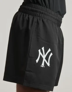 Shorts & Bermudas^New-Era - LEAGUE ESSENTIALS SHORT Noir