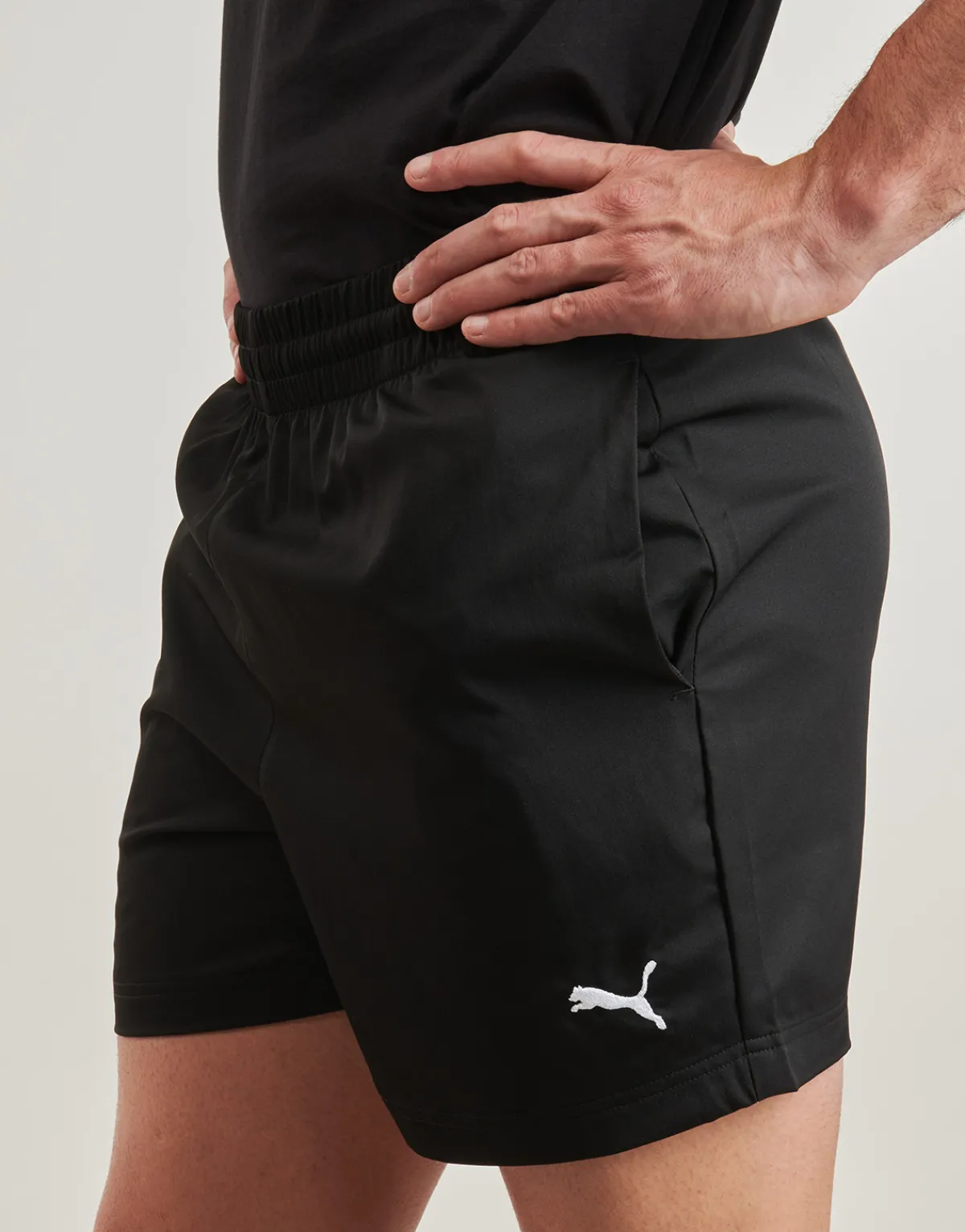 Shorts & Bermudas^Puma - ESS LOGO WOVEN SHORT Noir