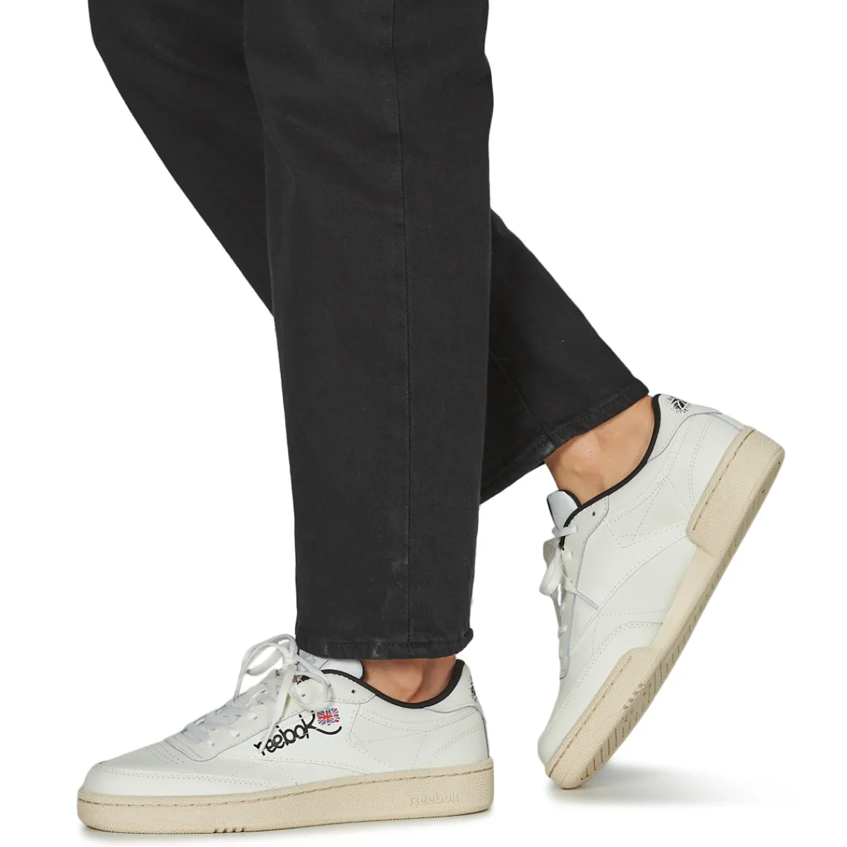 Baskets Mode^Reebok Classic - CLUB C 85 Blanc