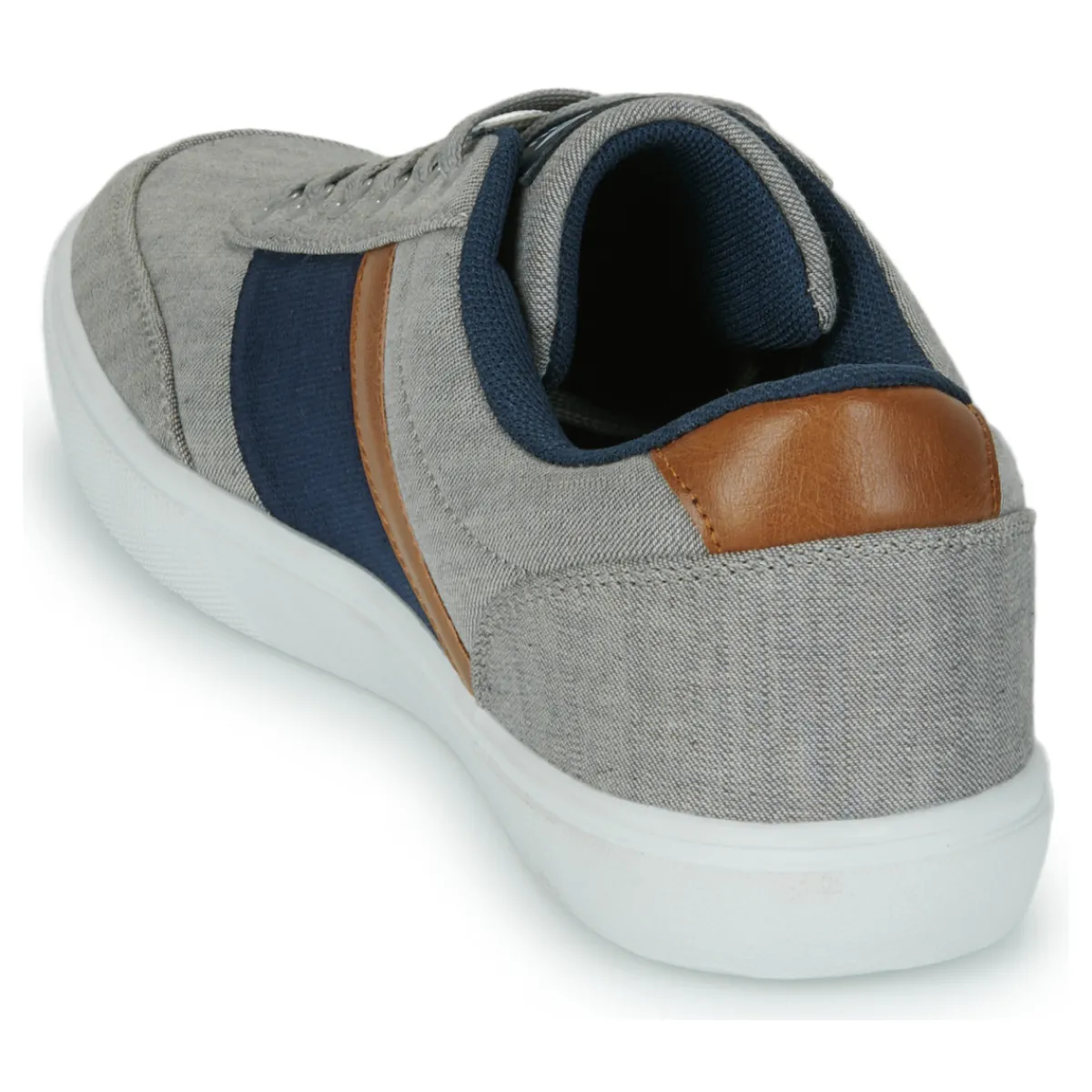 Baskets Mode^Umbro - UM RILEY