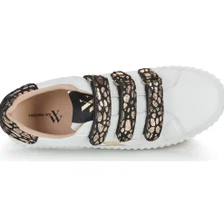 Baskets Mode^Vanessa Wu - DAISY